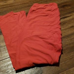 Lularoe tall and curvy leggings